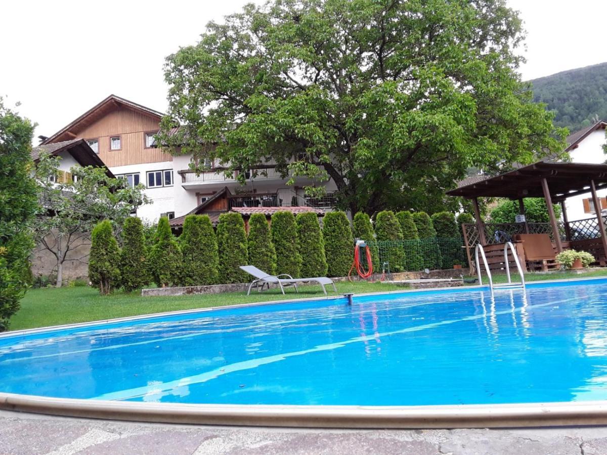 Garni Hotel Tauber Brixen Exteriör bild