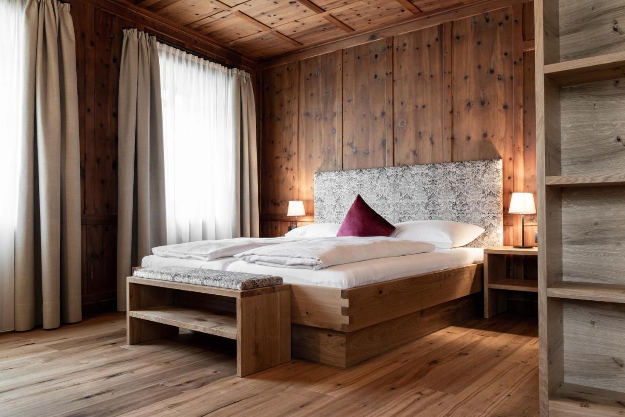 Garni Hotel Tauber Brixen Exteriör bild