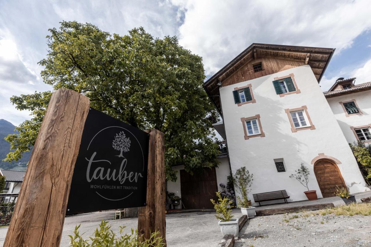 Garni Hotel Tauber Brixen Exteriör bild