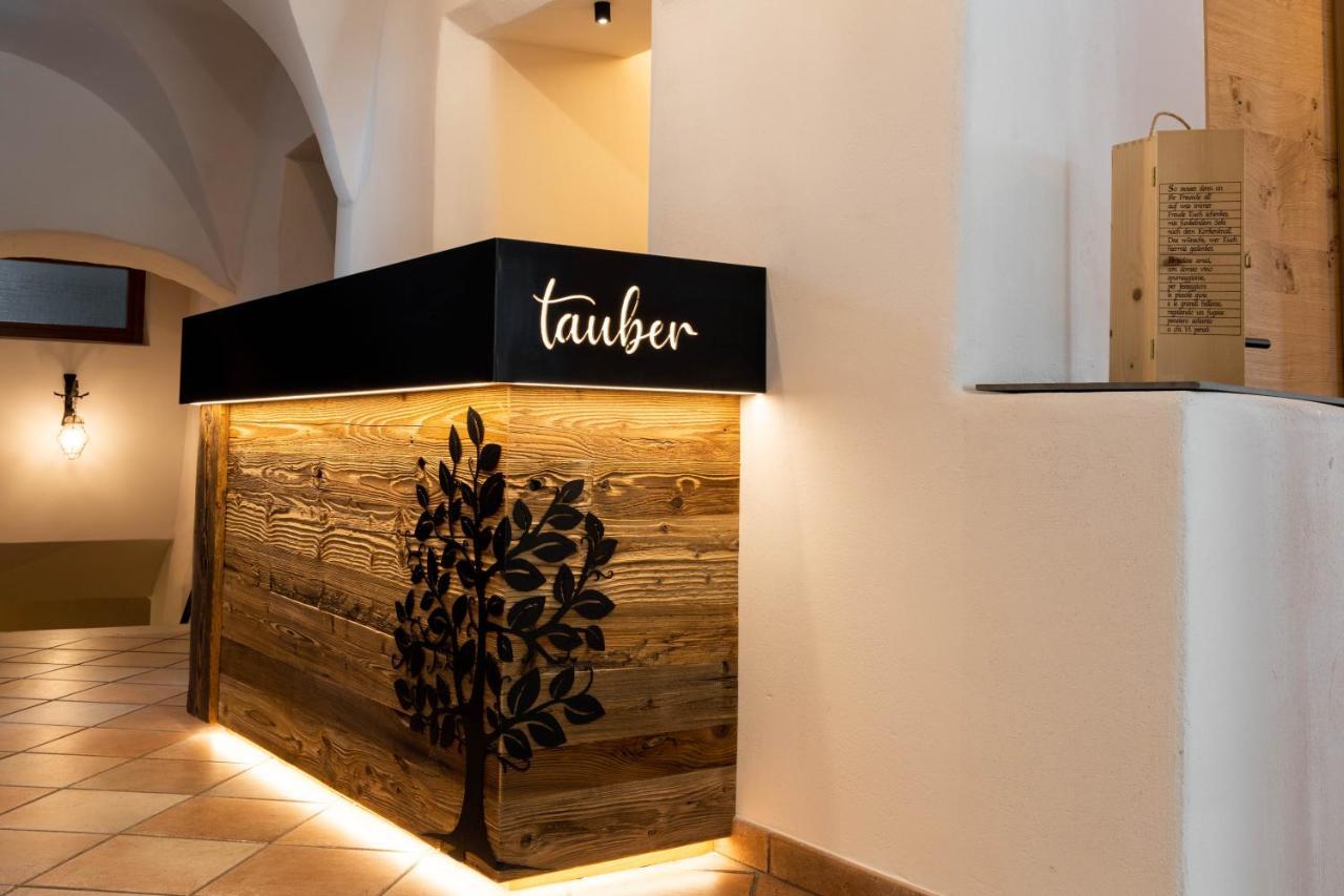 Garni Hotel Tauber Brixen Exteriör bild