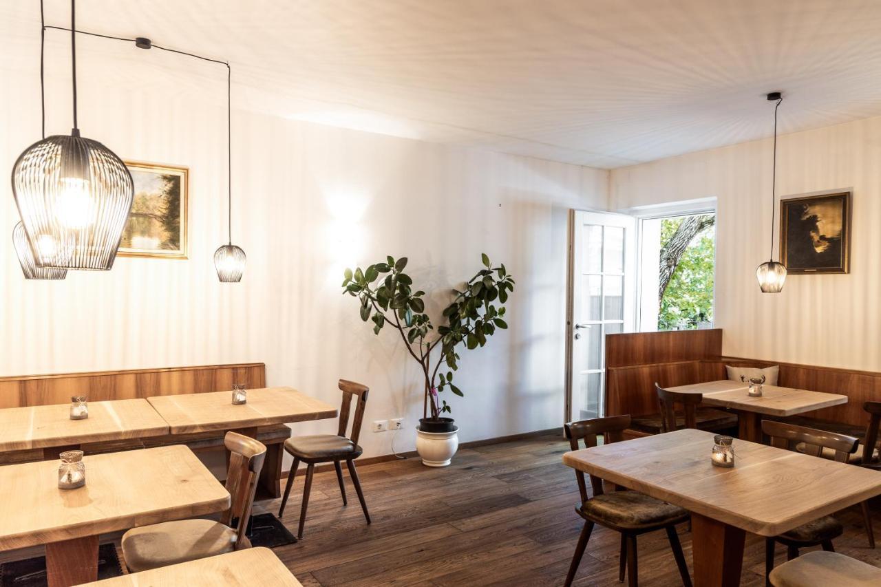 Garni Hotel Tauber Brixen Exteriör bild